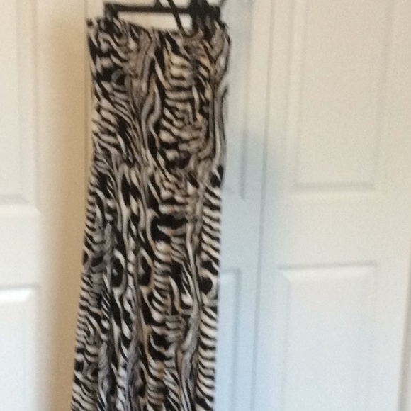 New with tags strapless stretch dress - Picture 4 of 4